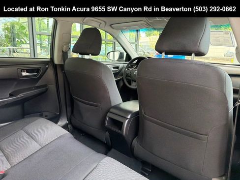 Used 2017 Toyota Camry LE FWD image 29
