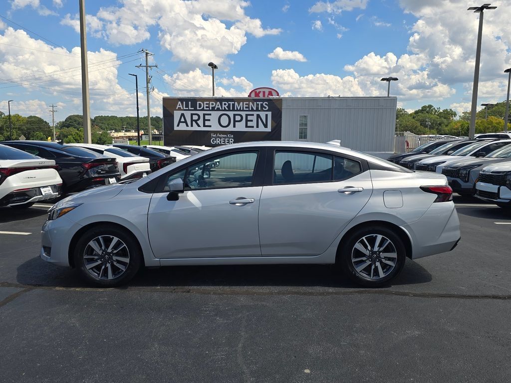 Used 2025 Nissan Versa SV FWD image 6