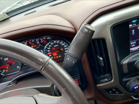 Used 2018 Chevrolet Silverado 3500 High Country w/ Duramax Plus Package image 16