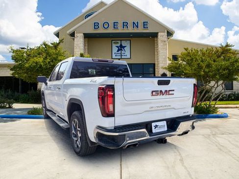 Used 2026 GMC Sierra 1500 SLT AWD/4WD image 3