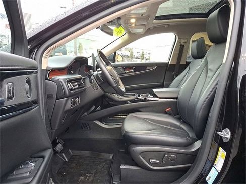 Certified 2023 Lincoln Nautilus Reserve w/ Equipment Group 201A image 13