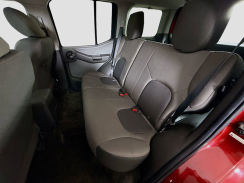 Used 2015 Nissan Xterra S w/ Value Package image 21