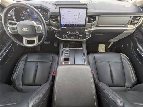 Used 2022 Ford Expedition XLT RWD image 18
