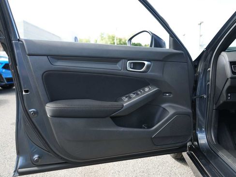 Used 2023 Honda Civic Sport image 16
