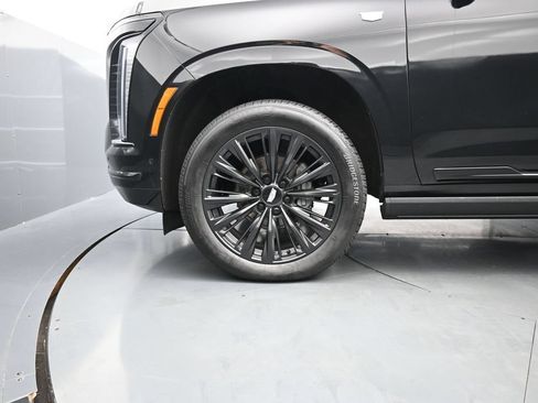 Used 2025 Cadillac Escalade Sport w/ LPO, ONYX Package AWD/4WD image 6