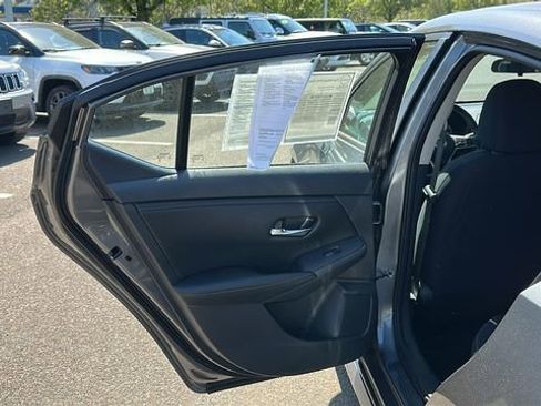Certified 2023 Nissan Sentra SR FWD image 19