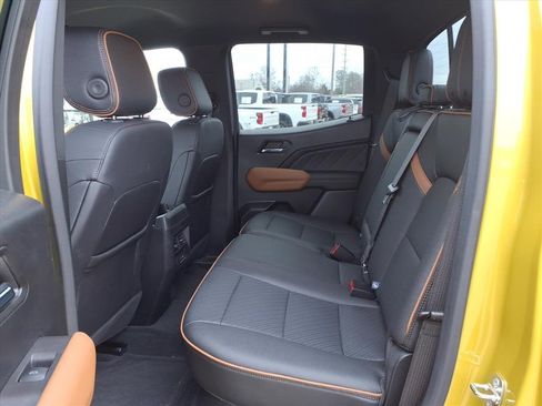 Used 2023 GMC Canyon AT4 w/ AT4 Premium Package image 18