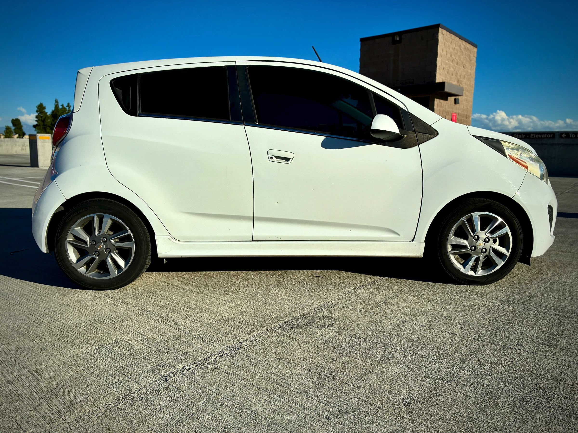 Used 2016 Chevrolet Spark LT FWD image 15