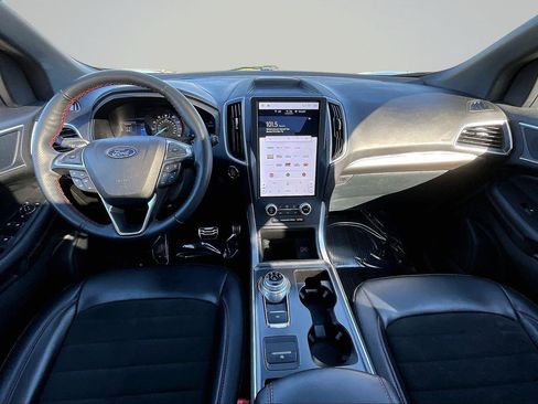 Used 2023 Ford Edge ST-Line w/ Class II Trailer Tow Package AWD/4WD image 17