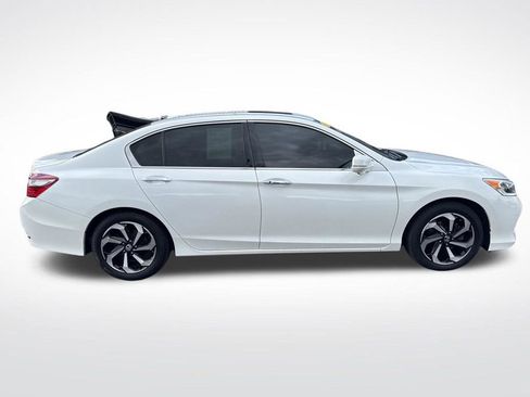 Used 2017 Honda Accord EX-L image 8