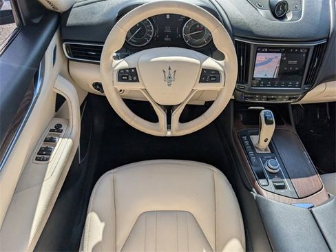 Used 2022 Maserati Levante GT image 8