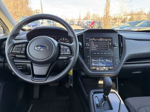 Used 2025 Subaru Crosstrek 2.0i image 18