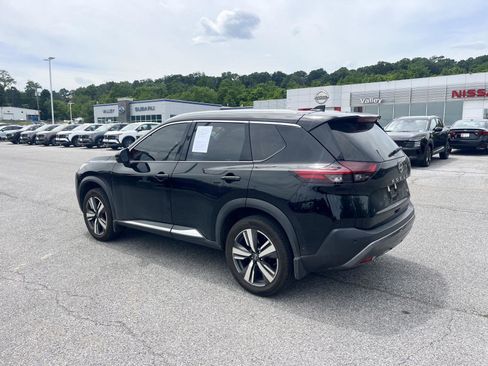 Used 2023 Nissan Rogue SL w/ SL Premium Package FWD image 5