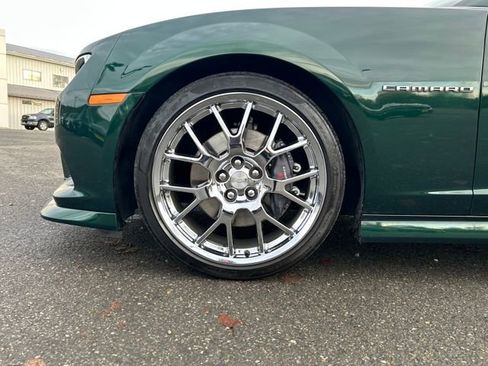 Used 2015 Chevrolet Camaro SS w/ Green Flash Special Edition image 32