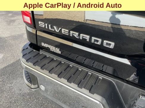 Used 2024 Chevrolet Silverado 2500 LTZ w/ LTZ Premium Package image 12