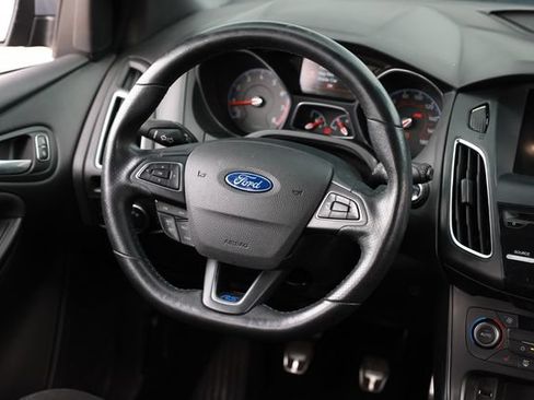 Used 2016 Ford Focus RS AWD/4WD image 32