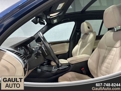 Used 2018 BMW X3 xDrive30i w/ Premium Package image 15