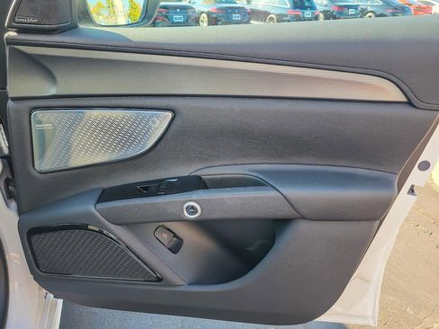 Used 2023 Maserati Grecale GT image 22