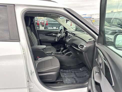 Used 2022 Chevrolet TrailBlazer LT image 13