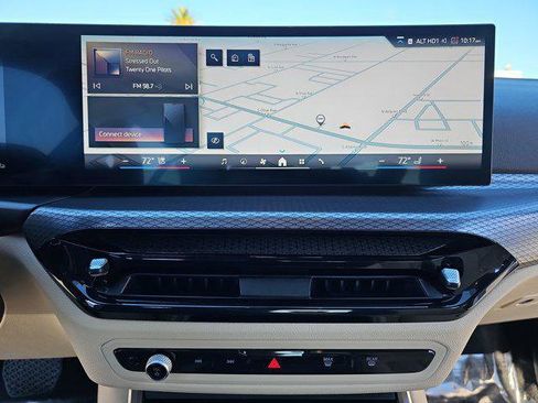 Used 2025 BMW 330i xDrive xDrive w/ M Sport Package image 20