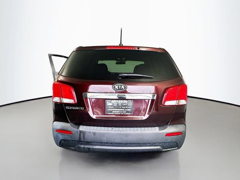 Used 2012 Kia Sorento FWD image 6