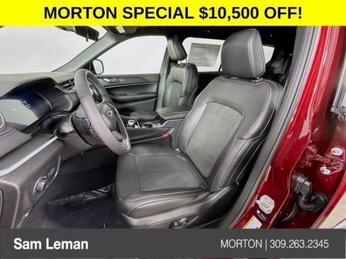 New 2025 Jeep Grand Cherokee L Altitude image 20