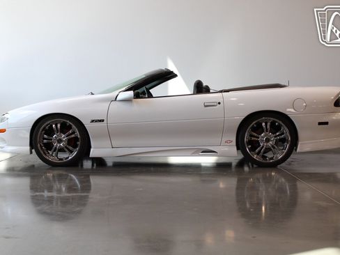Used 2000 Chevrolet Camaro Z28 image 36