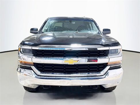 Used 2019 Chevrolet Silverado 1500 LT image 3