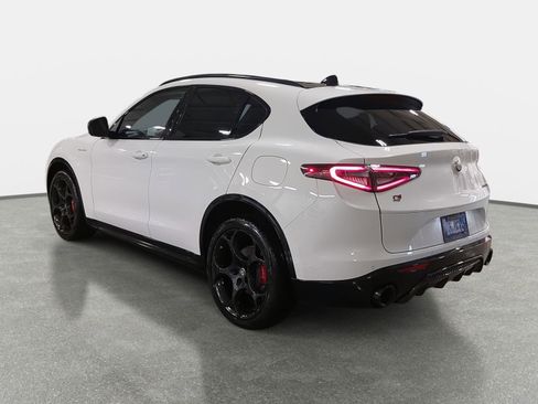 New 2025 Alfa Romeo Stelvio Sprint w/ Veloce Package image 7