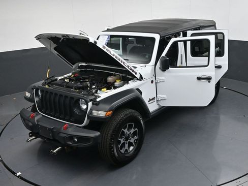 Used 2021 Jeep Wrangler Unlimited Rubicon w/ Safety Group AWD/4WD image 38