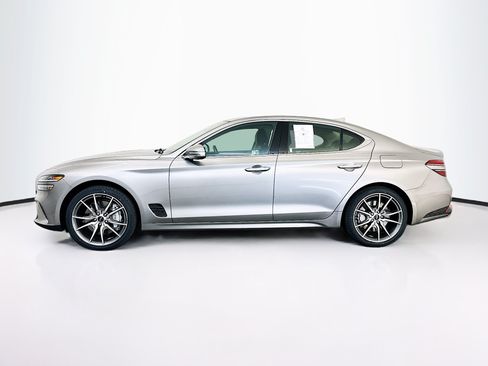 Used 2025 Genesis G70 2.5T AWD/4WD image 4