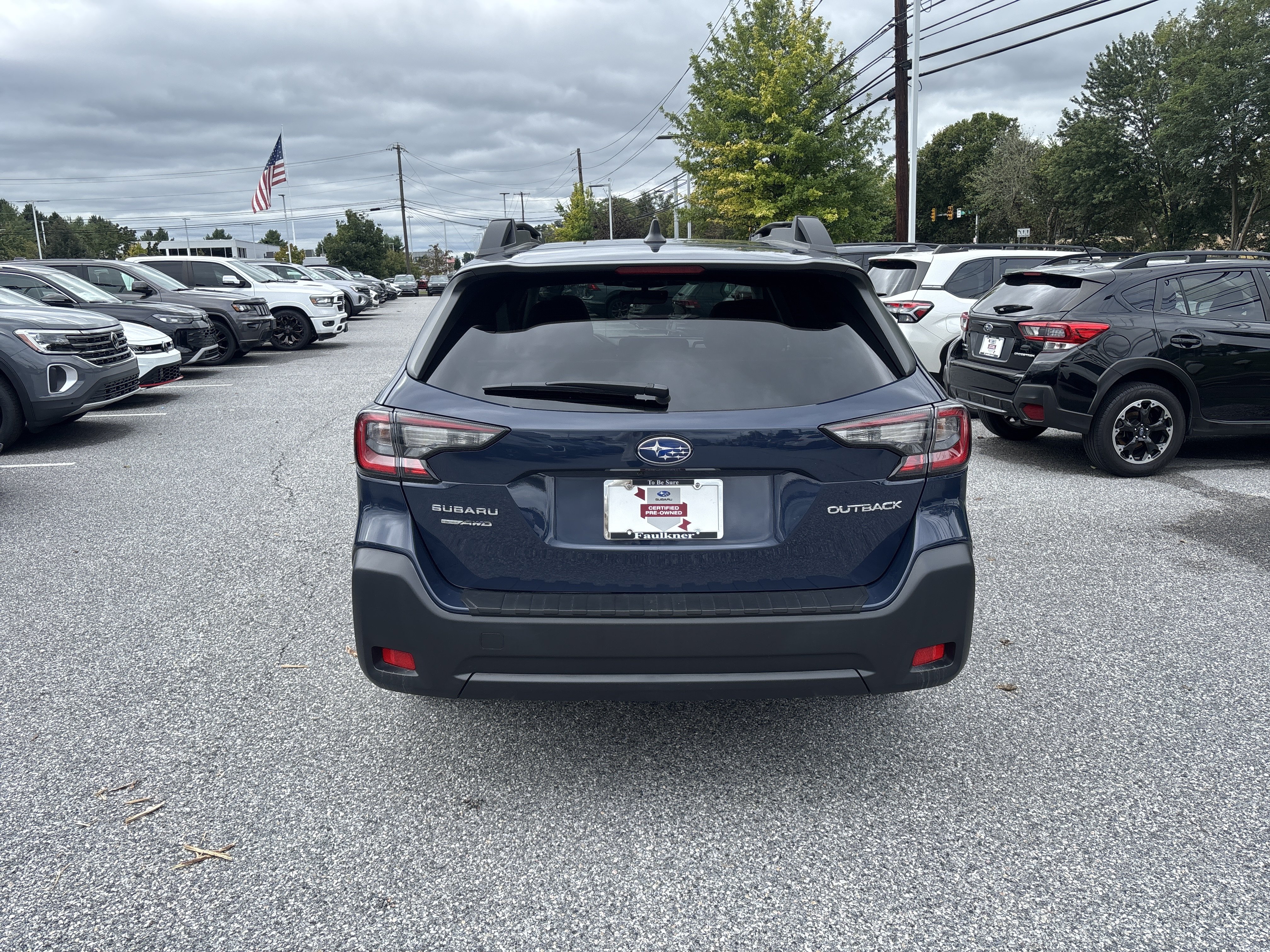Used 2024 Subaru Outback Premium AWD/4WD image 18