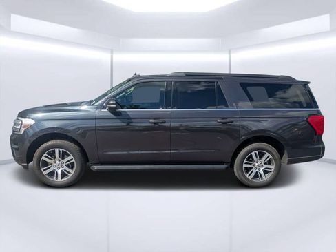 Used 2024 Ford Expedition Max XLT RWD image 6