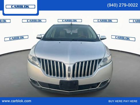 Used 2014 Lincoln MKX AWD w/ Equipment Group 102A image 2