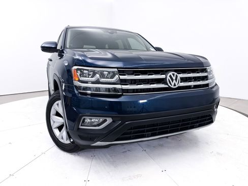 Used 2018 Volkswagen Atlas SEL image 6