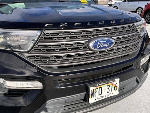 Certified 2021 Ford Explorer XLT w/ Equipment Group 202A RWD image 31