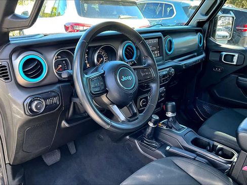 Used 2019 Jeep Wrangler Unlimited Sport S image 16