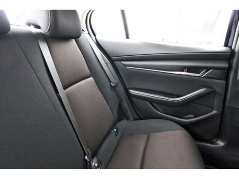 Used 2025 MAZDA MAZDA3 s image 10