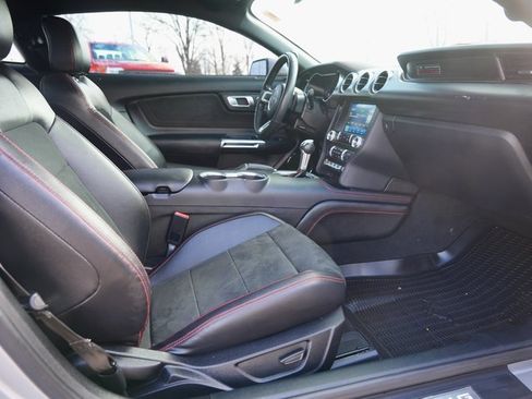 Used 2021 Ford Mustang GT Premium w/ Equipment Group 401A image 8