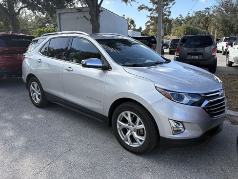 Used 2019 Chevrolet Equinox Premier image 1