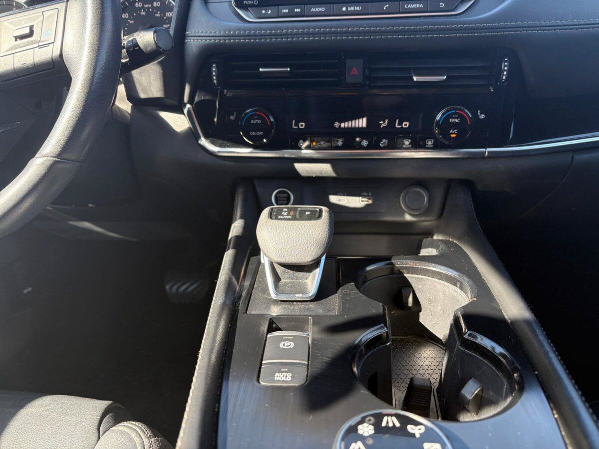 Used 2023 Nissan Rogue SL AWD/4WD image 11