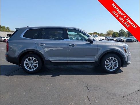 Used 2022 Kia Telluride LX image 8