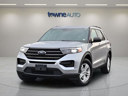 Used 2022 Ford Explorer XLT AWD/4WD image 10