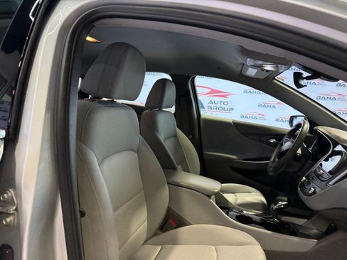 Used 2021 Chevrolet Malibu LS FWD image 44