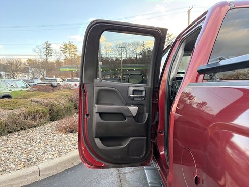 Used 2017 Chevrolet Silverado 1500 LT w/ All Star Edition image 27