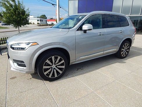 Certified 2024 Volvo XC90 B6 Plus w/ Protection Package Premier image 11