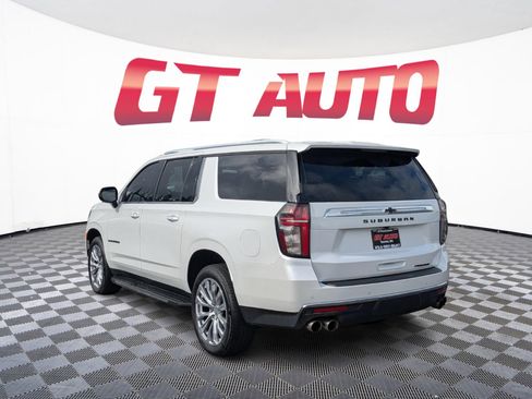 Used 2021 Chevrolet Suburban Premier AWD/4WD image 3