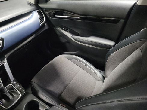 Used 2022 Kia Seltos S image 18