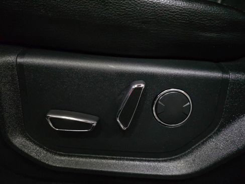 Used 2017 Ford F350 Lariat image 36