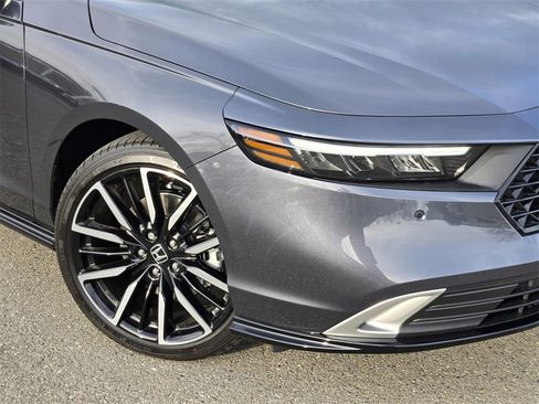 New 2025 Honda Accord Touring image 9